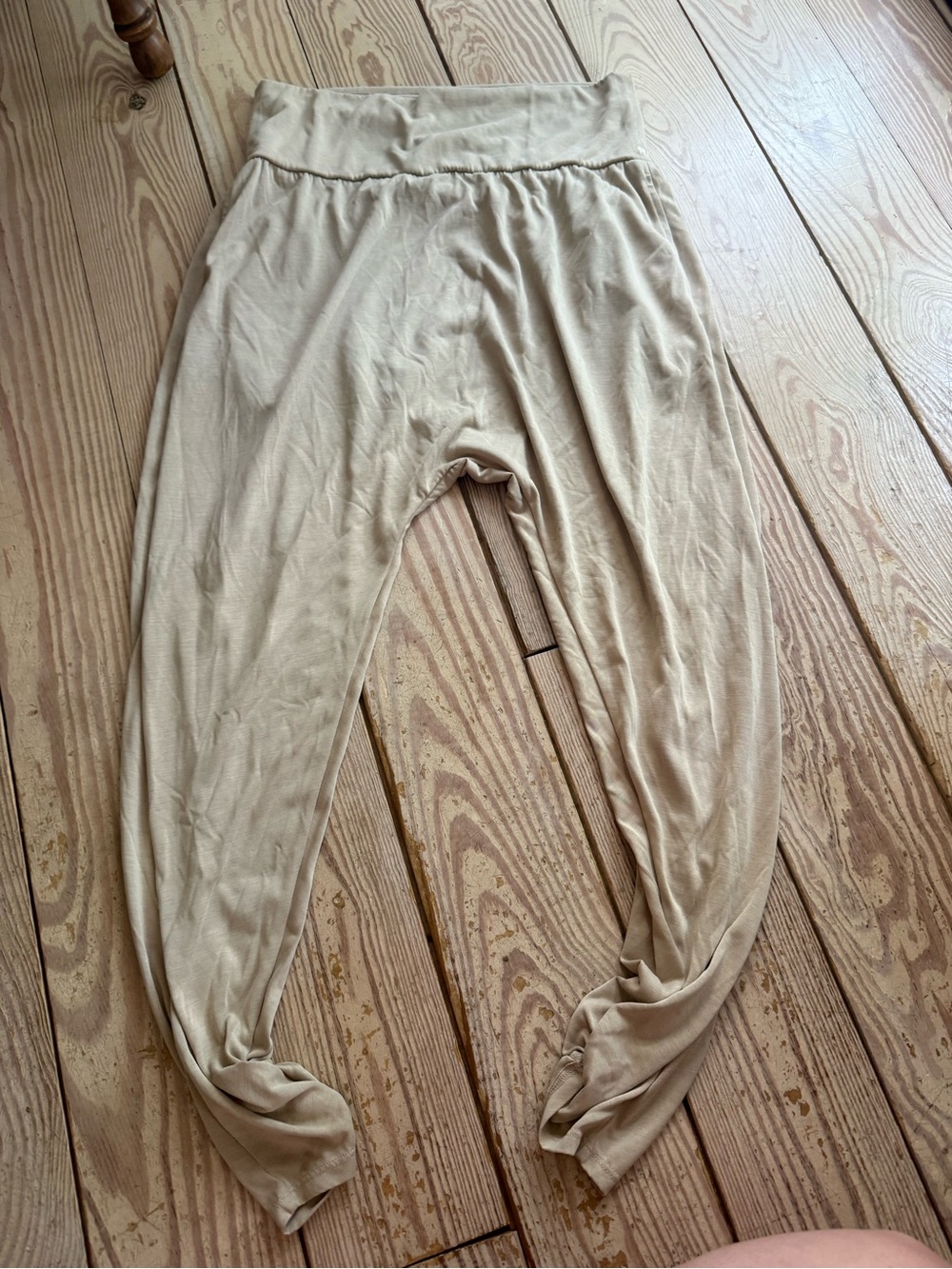 Free People beige lounge pants L